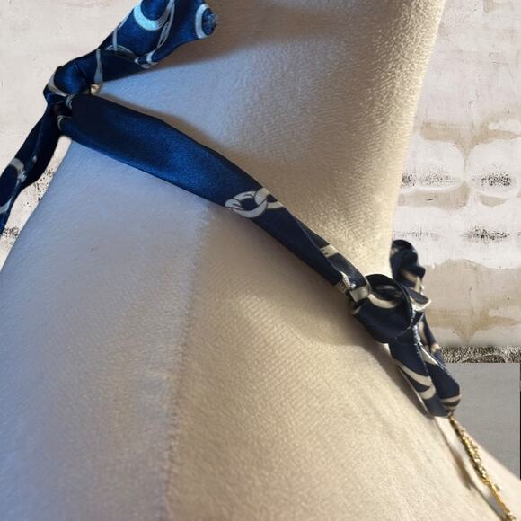 Gold Cross Pendant Scarf Necklace - Picture 3 of 4